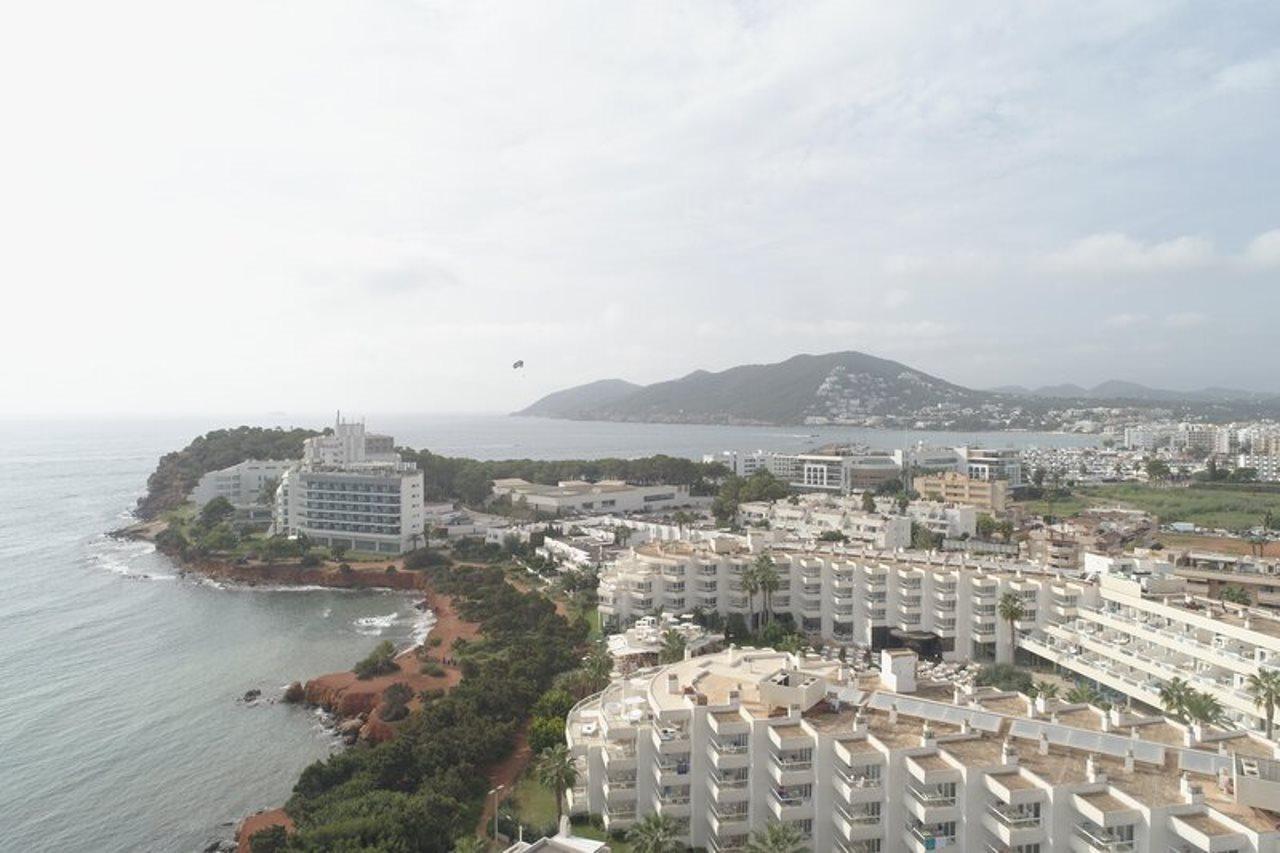 Aparthotel Tropic Garden ซานตาเอวเลเรียเดสริว ภายนอก รูปภาพ