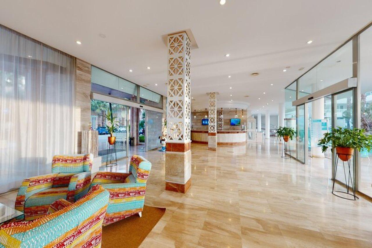 Aparthotel Tropic Garden ซานตาเอวเลเรียเดสริว ภายนอก รูปภาพ